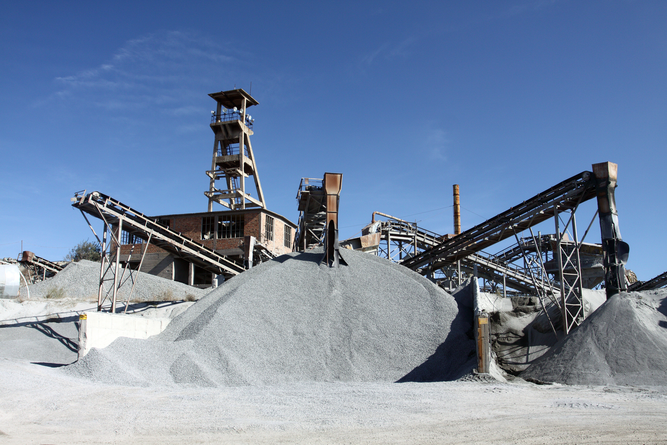 Conveyors in a stone quarry
